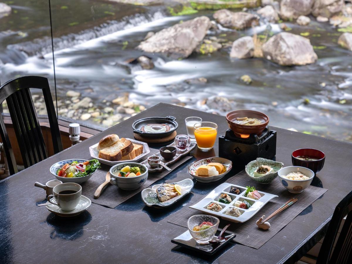 Hakkei Hotel Maniwa Bagian luar foto